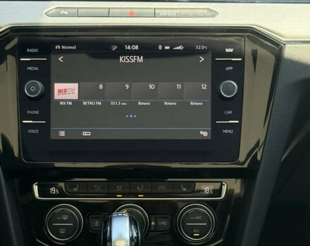 Білий Фольксваген Пассат Альтрак, об'ємом двигуна 2 л та пробігом 176 тис. км за 26500 $, фото 32 на Automoto.ua