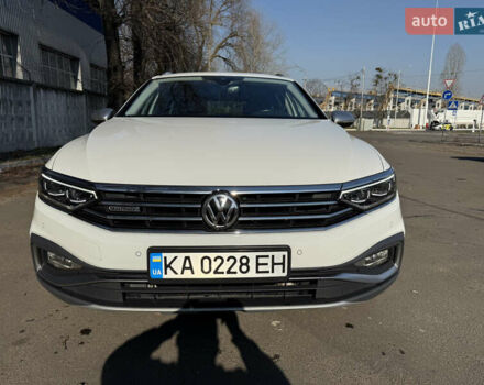 Белый Фольксваген Пассат Альтрак, объемом двигателя 1.97 л и пробегом 198 тыс. км за 25899 $, фото 5 на Automoto.ua