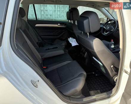 Белый Фольксваген Пассат Альтрак, объемом двигателя 1.97 л и пробегом 198 тыс. км за 25899 $, фото 30 на Automoto.ua