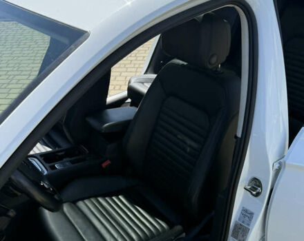 Білий Фольксваген Пассат Альтрак, об'ємом двигуна 2 л та пробігом 176 тис. км за 26500 $, фото 21 на Automoto.ua