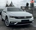 Белый Фольксваген Пассат Альтрак, объемом двигателя 2 л и пробегом 151 тыс. км за 22900 $, фото 1 на Automoto.ua