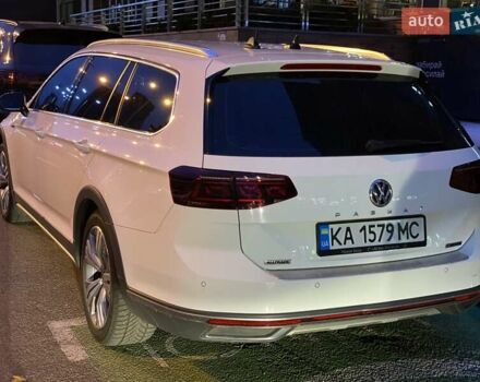 Белый Фольксваген Пассат Альтрак, объемом двигателя 1.97 л и пробегом 255 тыс. км за 22000 $, фото 1 на Automoto.ua