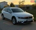 Білий Фольксваген Пассат Альтрак, об'ємом двигуна 2 л та пробігом 213 тис. км за 23500 $, фото 2 на Automoto.ua