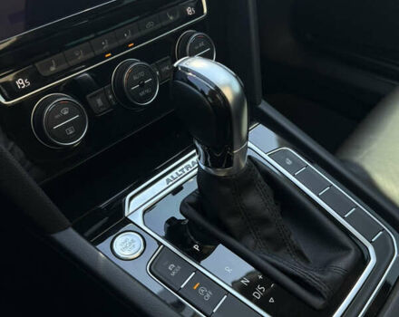 Білий Фольксваген Пассат Альтрак, об'ємом двигуна 2 л та пробігом 176 тис. км за 26500 $, фото 33 на Automoto.ua