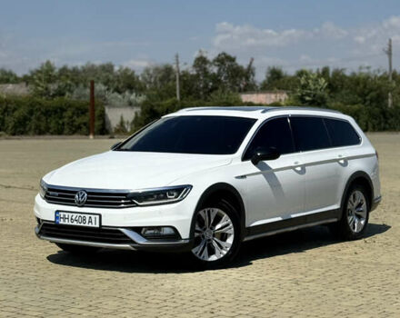 Білий Фольксваген Пассат Альтрак, об'ємом двигуна 2 л та пробігом 176 тис. км за 26500 $, фото 2 на Automoto.ua