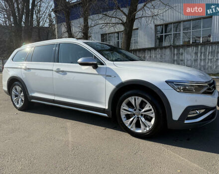 Белый Фольксваген Пассат Альтрак, объемом двигателя 1.97 л и пробегом 198 тыс. км за 25899 $, фото 8 на Automoto.ua