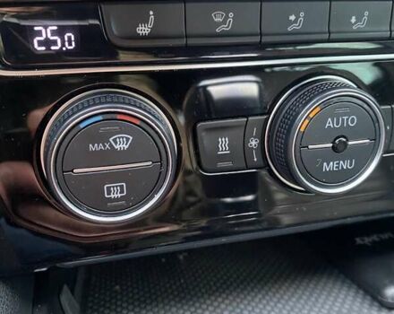 Белый Фольксваген Пассат Альтрак, объемом двигателя 1.97 л и пробегом 255 тыс. км за 22000 $, фото 10 на Automoto.ua