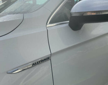 Белый Фольксваген Пассат Альтрак, объемом двигателя 1.97 л и пробегом 280 тыс. км за 23957 $, фото 10 на Automoto.ua