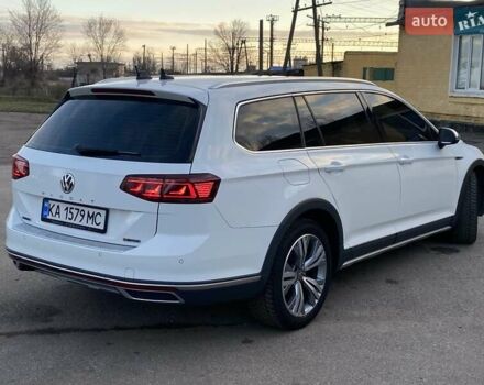 Белый Фольксваген Пассат Альтрак, объемом двигателя 1.97 л и пробегом 255 тыс. км за 22000 $, фото 5 на Automoto.ua