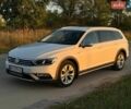 Білий Фольксваген Пассат Альтрак, об'ємом двигуна 2 л та пробігом 213 тис. км за 23500 $, фото 1 на Automoto.ua