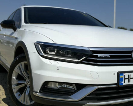 Білий Фольксваген Пассат Альтрак, об'ємом двигуна 2 л та пробігом 176 тис. км за 26500 $, фото 18 на Automoto.ua