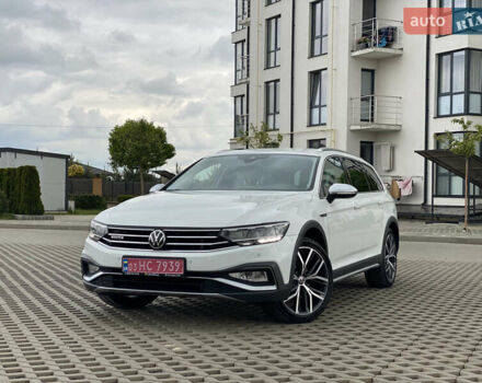 Білий Фольксваген Пассат Альтрак, об'ємом двигуна 1.97 л та пробігом 241 тис. км за 24999 $, фото 96 на Automoto.ua