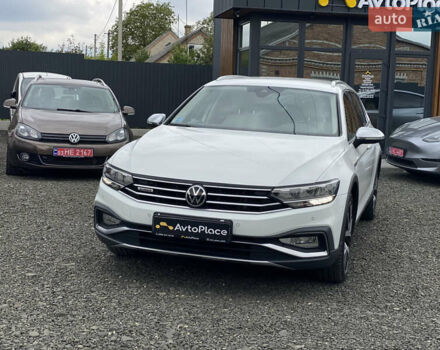 Білий Фольксваген Пассат Альтрак, об'ємом двигуна 1.97 л та пробігом 241 тис. км за 24999 $, фото 102 на Automoto.ua