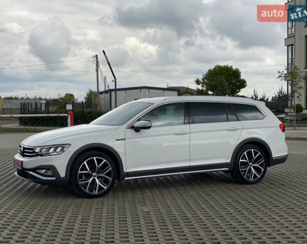 Білий Фольксваген Пассат Альтрак, об'ємом двигуна 1.97 л та пробігом 241 тис. км за 24999 $, фото 15 на Automoto.ua