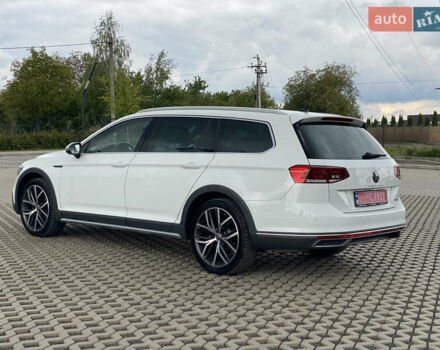 Білий Фольксваген Пассат Альтрак, об'ємом двигуна 1.97 л та пробігом 241 тис. км за 24999 $, фото 22 на Automoto.ua