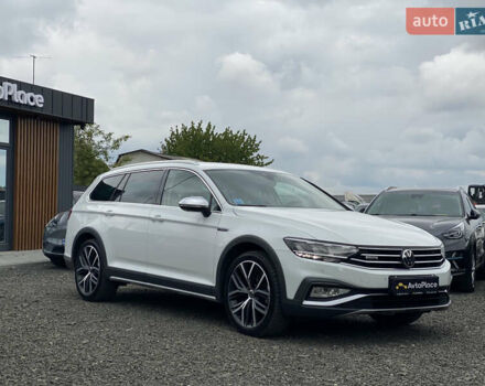 Білий Фольксваген Пассат Альтрак, об'ємом двигуна 1.97 л та пробігом 241 тис. км за 24999 $, фото 98 на Automoto.ua