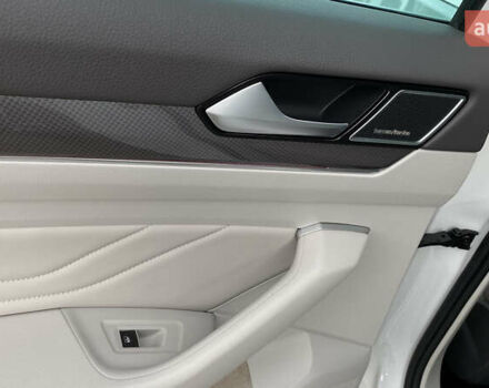 Білий Фольксваген Пассат Альтрак, об'ємом двигуна 1.97 л та пробігом 241 тис. км за 24999 $, фото 88 на Automoto.ua