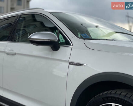 Білий Фольксваген Пассат Альтрак, об'ємом двигуна 1.97 л та пробігом 241 тис. км за 24999 $, фото 18 на Automoto.ua