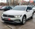 Белый Фольксваген Пассат Альтрак, объемом двигателя 2 л и пробегом 162 тыс. км за 27990 $, фото 1 на Automoto.ua