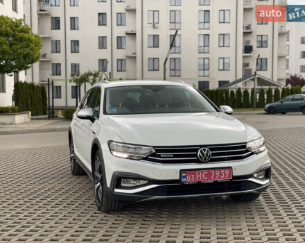 Білий Фольксваген Пассат Альтрак, об'ємом двигуна 1.97 л та пробігом 241 тис. км за 24999 $, фото 7 на Automoto.ua