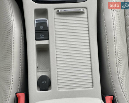 Білий Фольксваген Пассат Альтрак, об'ємом двигуна 1.97 л та пробігом 241 тис. км за 24999 $, фото 56 на Automoto.ua