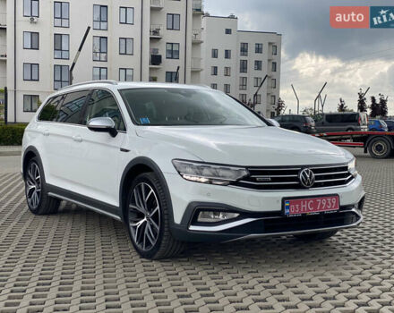 Білий Фольксваген Пассат Альтрак, об'ємом двигуна 1.97 л та пробігом 241 тис. км за 24999 $, фото 10 на Automoto.ua