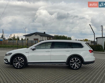 Білий Фольксваген Пассат Альтрак, об'ємом двигуна 1.97 л та пробігом 241 тис. км за 24999 $, фото 20 на Automoto.ua