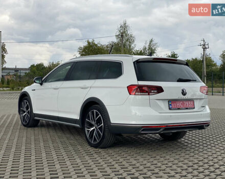 Білий Фольксваген Пассат Альтрак, об'ємом двигуна 1.97 л та пробігом 241 тис. км за 24999 $, фото 23 на Automoto.ua