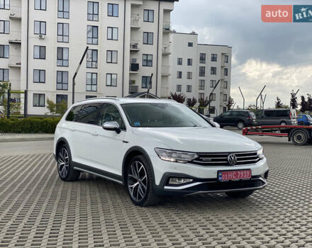 Білий Фольксваген Пассат Альтрак, об'ємом двигуна 1.97 л та пробігом 241 тис. км за 24999 $, фото 8 на Automoto.ua