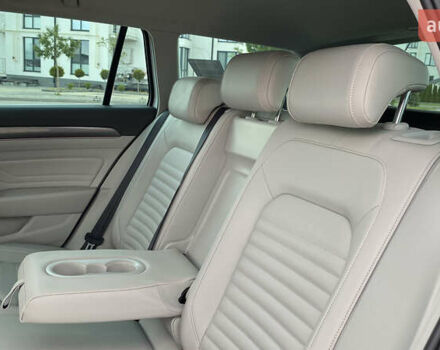 Білий Фольксваген Пассат Альтрак, об'ємом двигуна 1.97 л та пробігом 241 тис. км за 24999 $, фото 83 на Automoto.ua