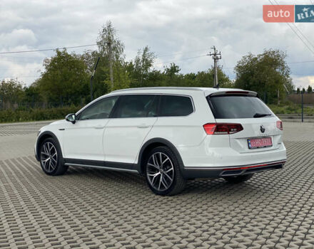 Білий Фольксваген Пассат Альтрак, об'ємом двигуна 1.97 л та пробігом 241 тис. км за 24999 $, фото 21 на Automoto.ua