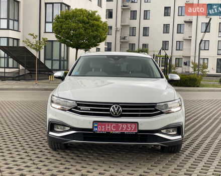 Білий Фольксваген Пассат Альтрак, об'ємом двигуна 1.97 л та пробігом 241 тис. км за 24999 $, фото 4 на Automoto.ua