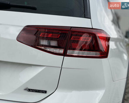 Білий Фольксваген Пассат Альтрак, об'ємом двигуна 1.97 л та пробігом 241 тис. км за 24999 $, фото 28 на Automoto.ua