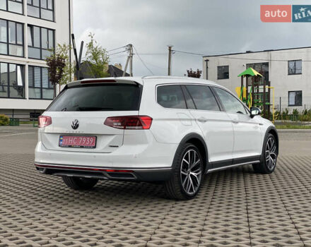Білий Фольксваген Пассат Альтрак, об'ємом двигуна 1.97 л та пробігом 241 тис. км за 24999 $, фото 29 на Automoto.ua
