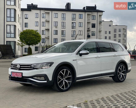 Білий Фольксваген Пассат Альтрак, об'ємом двигуна 1.97 л та пробігом 241 тис. км за 24999 $, фото 35 на Automoto.ua