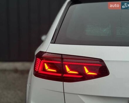 Белый Фольксваген Пассат Альтрак, объемом двигателя 2 л и пробегом 126 тыс. км за 32800 $, фото 8 на Automoto.ua