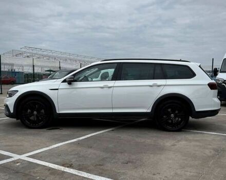 Білий Фольксваген Пассат Альтрак, об'ємом двигуна 2 л та пробігом 107 тис. км за 32450 $, фото 5 на Automoto.ua