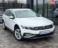 Білий Фольксваген Пассат Альтрак, об'ємом двигуна 2 л та пробігом 175 тис. км за 27700 $, фото 1 на Automoto.ua