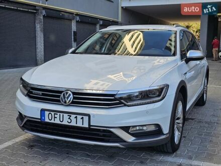Фольксваген Пассат Альтрак 2017 у Хмельницькому на Automoto.ua Білий Фольксваген Пассат Альтрак, об'ємом двигуна 2 л та пробігом 204 тис. км за 20300 $, фото 1 на Automoto.ua