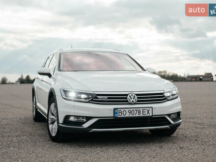 Фольксваген Пассат Альтрак 2017 у Тернополі на Automoto.ua Білий Фольксваген Пассат Альтрак, об'ємом двигуна 2 л та пробігом 285 тис. км за 16300 $, фото 1 на Automoto.ua