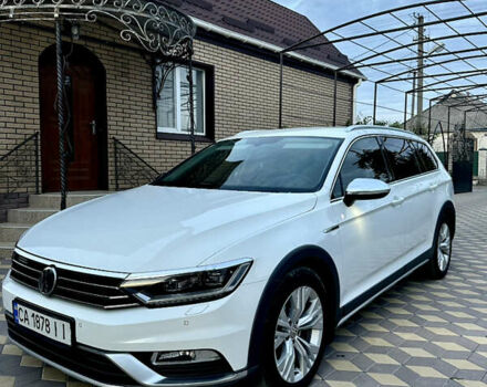 Белый Фольксваген Пассат Альтрак, объемом двигателя 1.97 л и пробегом 192 тыс. км за 21500 $, фото 1 на Automoto.ua