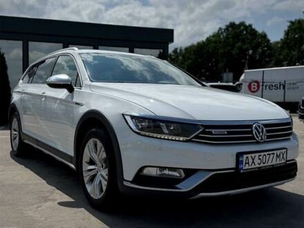 Фольксваген Пассат Альтрак 2018 у Києві на Automoto.ua Білий Фольксваген Пассат Альтрак, об'ємом двигуна 2 л та пробігом 241 тис. км за 18900 $, фото 1 на Automoto.ua
