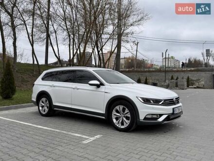 Фольксваген Пассат Альтрак 2018 в Хмельницком на Automoto.ua Белый Фольксваген Пассат Альтрак, объемом двигателя 2 л и пробегом 185 тыс. км за 22900 $, фото 1 на Automoto.ua