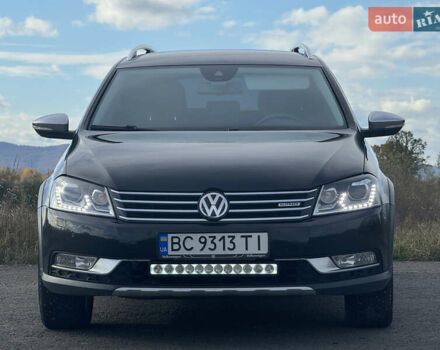 Черный Фольксваген Пассат Альтрак, объемом двигателя 2 л и пробегом 261 тыс. км за 13000 $, фото 3 на Automoto.ua