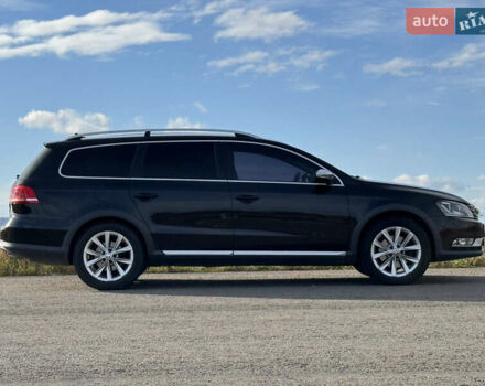 Черный Фольксваген Пассат Альтрак, объемом двигателя 2 л и пробегом 261 тыс. км за 13000 $, фото 6 на Automoto.ua