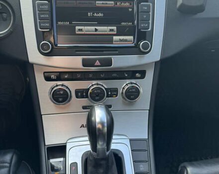 Черный Фольксваген Пассат Альтрак, объемом двигателя 2 л и пробегом 261 тыс. км за 13000 $, фото 18 на Automoto.ua