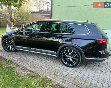 Черный Фольксваген Пассат Альтрак, объемом двигателя 1.97 л и пробегом 207 тыс. км за 18699 $, фото 3 на Automoto.ua