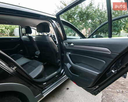 Чорний Фольксваген Пассат Альтрак, об'ємом двигуна 2 л та пробігом 272 тис. км за 16400 $, фото 10 на Automoto.ua