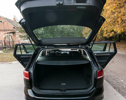 Чорний Фольксваген Пассат Альтрак, об'ємом двигуна 2 л та пробігом 272 тис. км за 16400 $, фото 13 на Automoto.ua