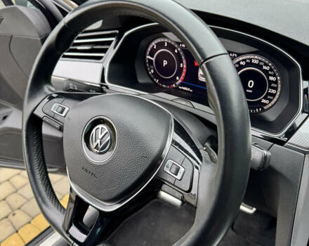 Черный Фольксваген Пассат Альтрак, объемом двигателя 2 л и пробегом 196 тыс. км за 22999 $, фото 14 на Automoto.ua